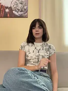 Snapshot of Miranda_Kerry chatting on September 14, 2025, 6:47 am Miranda Kerry online show from September 14, 2025, 6:47 am