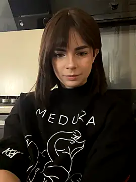 Snapshot of Miranda_Kerry chatting on September 29, 2025, 6:20 am Miranda Kerry online show from September 29, 2025, 6:20 am