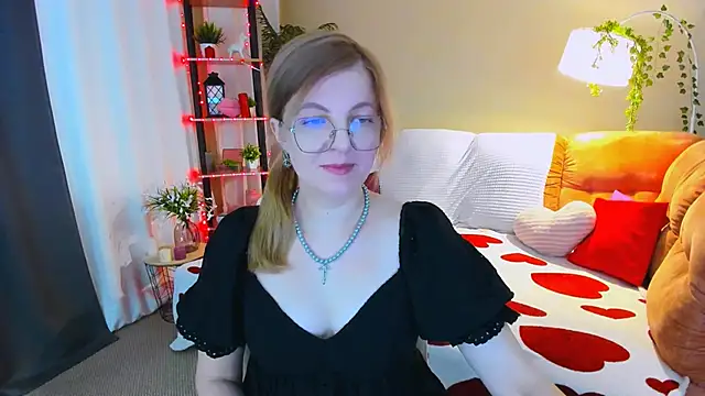 YourUniverser online show from April 14, 2026, 9:36 am