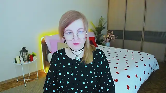 YourUniverser online show from April 2, 2026, 10:00 am