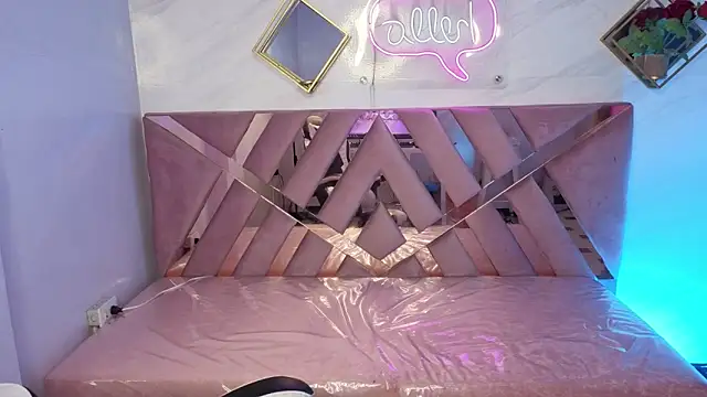 Snapshot of Luna_Star_v chatting on November 26, 2025, 3:28 am Luna Star v online show from November 26, 2025, 3:28 am