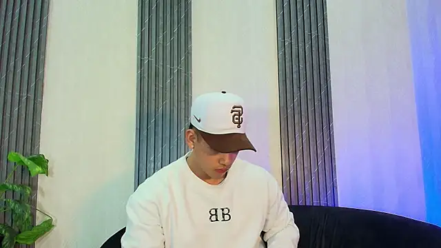 Snapshot of Draven_Marceaux chatting on July 7, 2026, 11:25 am Draven Marceaux online show from July 7, 2026, 11:25 am
