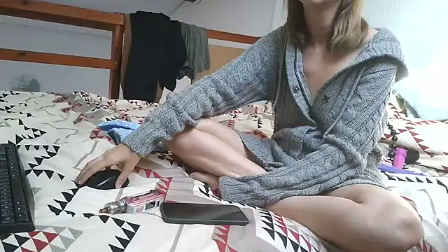 Snapshot of annaellex chatting on October 15, 2025, 11:07 am annaellex online show from October 15, 2025, 11:07 am