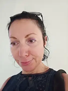 ValleriWind online show from March 17, 2026, 5:10 am