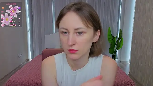 LuluChiiii online show from February 8, 2026, 11:08 am