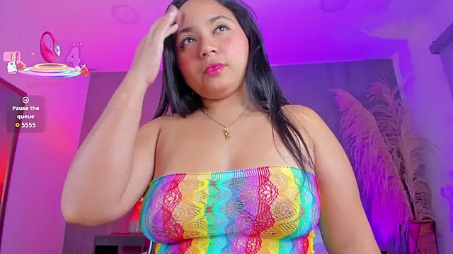 Snapshot of luccia_smith chatting on January 11, 2026, 2:40 am luccia smith online show from January 11, 2026, 2:40 am