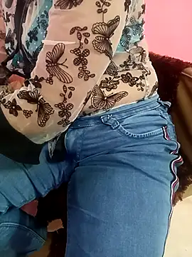 Snapshot of Ruhi-ki-Jaan chatting on November 17, 2025, 6:12 pm Ruhi-ki-Jaan online show from November 17, 2025, 6:12 pm