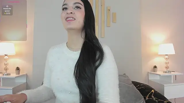 Snapshot of natachadiaz_ chatting on October 28, 2025, 12:26 pm natachadiaz online show from October 28, 2025, 12:26 pm