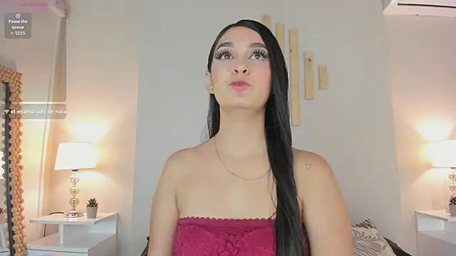 Snapshot of natachadiaz_ chatting on November 5, 2025, 11:13 am natachadiaz online show from November 5, 2025, 11:13 am