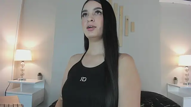 Snapshot of natachadiaz_ chatting on November 24, 2025, 11:21 am natachadiaz online show from November 24, 2025, 11:21 am