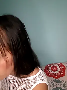 Snapshot of Thaamara_09 chatting on October 3, 2025, 3:41 am Thaamara 09 online show from October 3, 2025, 3:41 am