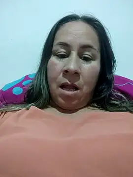 Nala1986 online show from November 2, 2025, 2:27 am