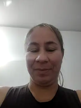 Nala1986 online show from December 16, 2025, 2:54 pm