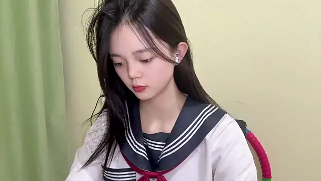 Snapshot of Nicole-13 chatting on November 27, 2025, 11:32 am Nicole-13 online show from November 27, 2025, 11:32 am