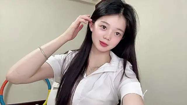 Nicole-13 online show from May 15, 2026, 12:36 pm