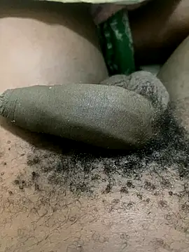 Snapshot of midravelta chatting on September 21, 2025, 8:47 pm midravelta online show from September 21, 2025, 8:47 pm