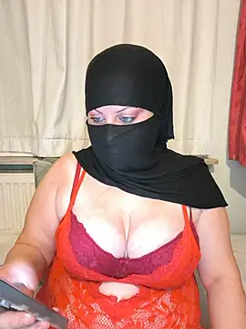 Snapshot of dolgunguzellik chatting on July 19, 2026, 7:32 pm dolgunguzellik online show from July 19, 2026, 7:32 pm