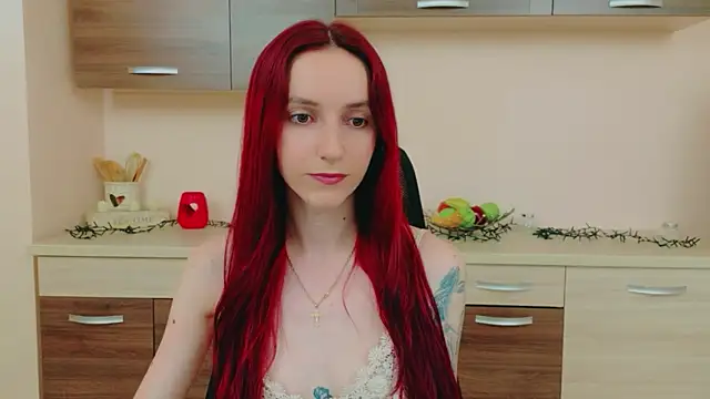 Julia Jae online show from June 9, 2026, 6:25 am