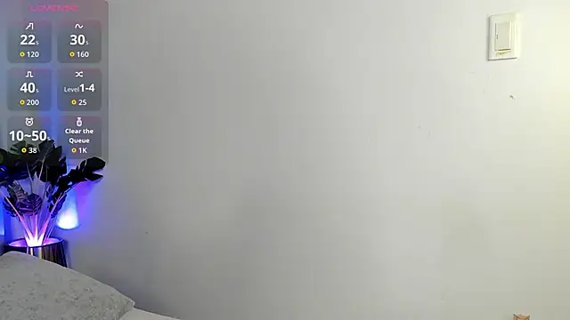 Snapshot of Perfect_design_ chatting on November 27, 2025, 12:38 pm Perfect design online show from November 27, 2025, 12:38 pm