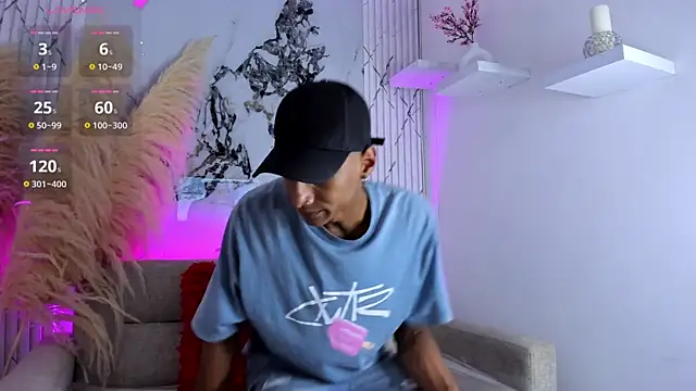 Snapshot of JulienSaint chatting on November 24, 2025, 8:09 pm JulienSaint online show from November 24, 2025, 8:09 pm