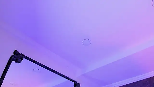 Snapshot of JulienSaint chatting on October 16, 2025, 12:35 pm JulienSaint online show from October 16, 2025, 12:35 pm