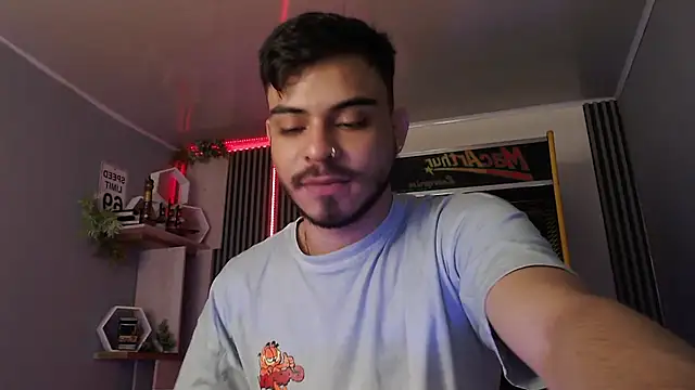 Snapshot of Bastian_MCcormick chatting on January 16, 2026, 11:58 am Bastian MCcormick online show from January 16, 2026, 11:58 am