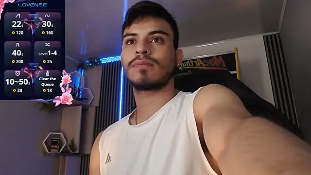 Snapshot of Bastian_MCcormick chatting on December 15, 2025, 11:49 am Bastian MCcormick online show from December 15, 2025, 11:49 am