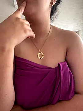 Snapshot of Bold-arabic-vibes chatting on November 10, 2025, 10:20 am Bold-arabic-vibes online show from November 10, 2025, 10:20 am