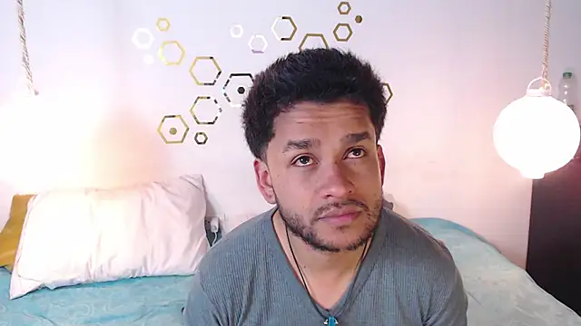 Snapshot of Provincute chatting on October 25, 2025, 2:00 am Provincute online show from October 25, 2025, 2:00 am