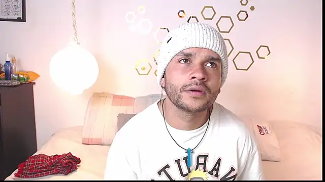 Snapshot of Provincute chatting on January 10, 2026, 2:18 am Provincute online show from January 10, 2026, 2:18 am