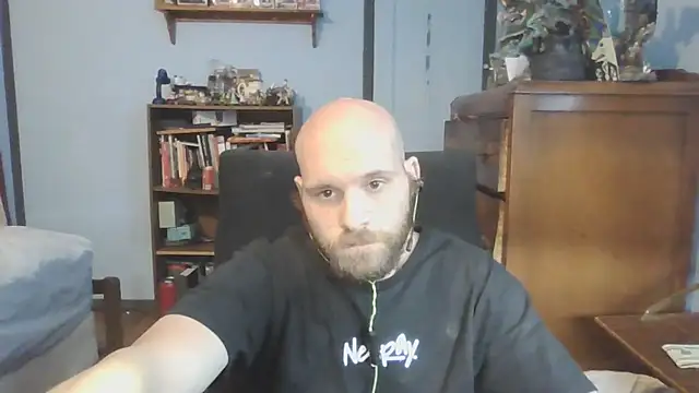 Snapshot of PDrents chatting on September 16, 2025, 8:43 pm PDrents online show from September 16, 2025, 8:43 pm