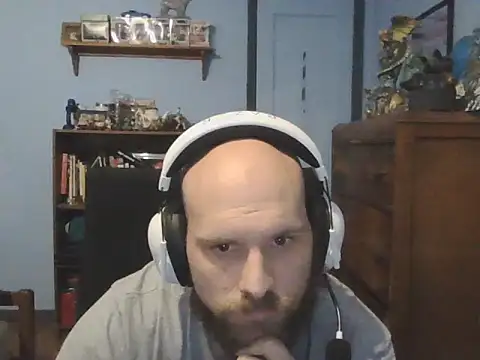 Snapshot of PDrents chatting on November 10, 2025, 9:53 pm PDrents online show from November 10, 2025, 9:53 pm