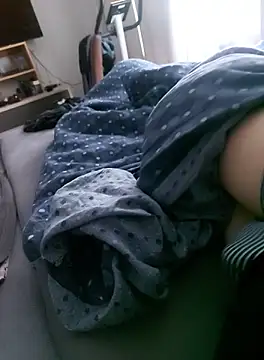 nikfu274 online show from October 6, 2025, 7:09 am