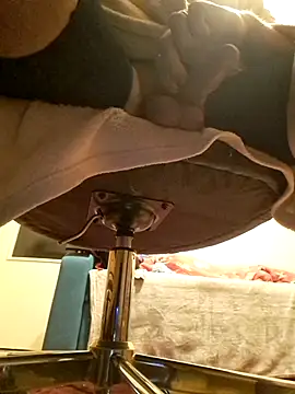 Snapshot of Niptalk84 chatting on October 5, 2025, 8:32 pm Niptalk84 online show from October 5, 2025, 8:32 pm