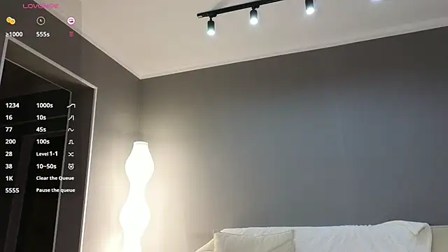 Snapshot of lunajii chatting on December 15, 2025, 3:40 pm lunajii online show from December 15, 2025, 3:40 pm