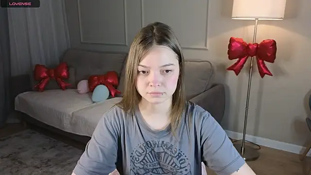 patriciapink online show from March 15, 2026, 2:29 am