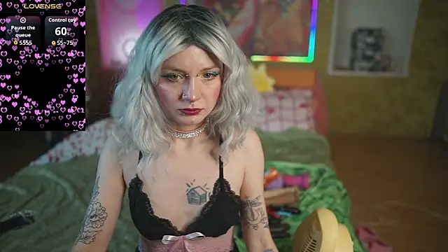 Dia Angel online show from February 15, 2026, 7:46 pm