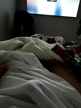 imed692 online show from September 24, 2025, 8:32 am