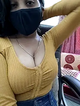 Snapshot of SEEMA_127 chatting on November 11, 2025, 6:30 am SEEMA 127 online show from November 11, 2025, 6:30 am