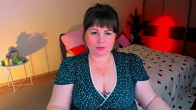 CrystaalStaar online show from June 29, 2026, 9:36 pm