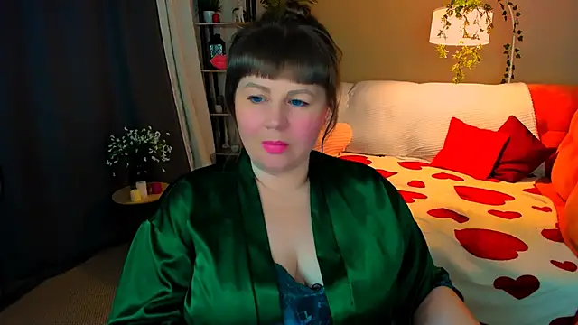 CrystaalStaar online show from March 22, 2026, 8:10 pm