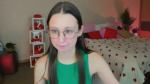 YourLovellyStory online show from February 20, 2026, 12:07 pm