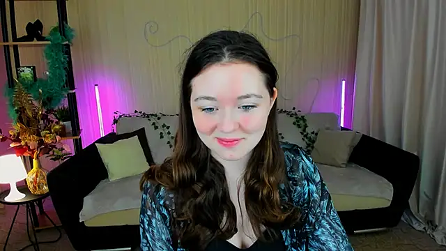 AlluringLookk online show from November 15, 2025, 4:27 am