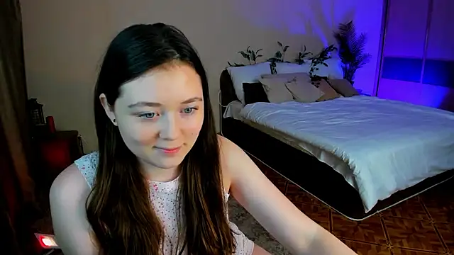 Snapshot of AlluringLookk chatting on January 13, 2026, 4:44 pm AlluringLookk online show from January 13, 2026, 4:44 pm