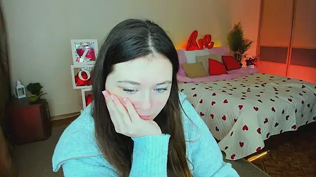 Snapshot of AlluringLookk chatting on February 14, 2026, 4:13 am AlluringLookk online show from February 14, 2026, 4:13 am