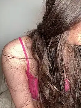 Snapshot of Emilyybennet_ chatting on June 20, 2026, 3:55 am Emilyybennet online show from June 20, 2026, 3:55 am