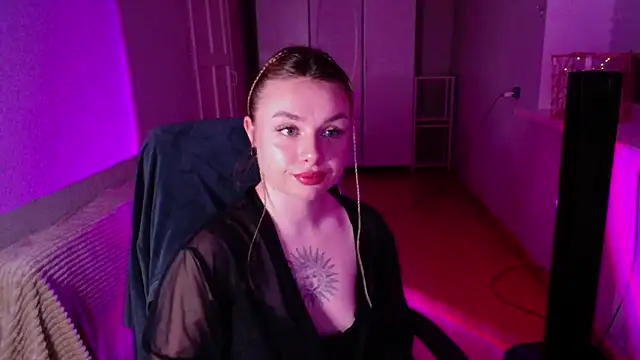 Snapshot of AngelicaHollywood chatting on March 1, 2026, 8:20 pm AngelicaHollywood online show from March 1, 2026, 8:20 pm