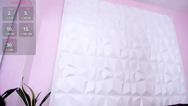 Snapshot of HannahToons chatting on October 29, 2025, 3:49 am HannahToons online show from October 29, 2025, 3:49 am