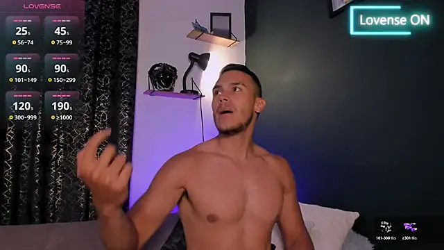 MarkSantozz online show from January 12, 2026, 9:09 pm