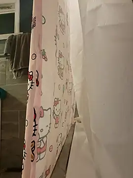 chocolate bella online show from January 13, 2026, 7:34 am